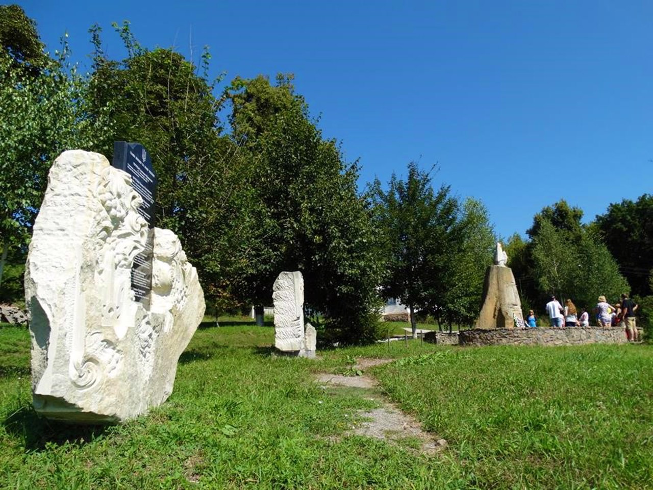 Село Мельники
