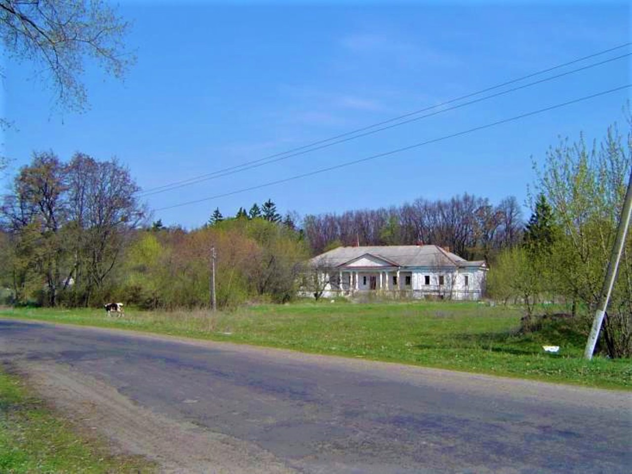 Brovky Pershi village