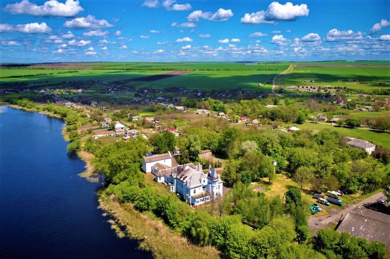 Село Ісаєве