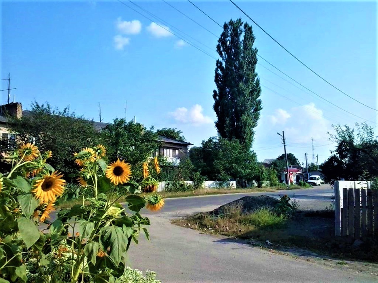 Lychanka village