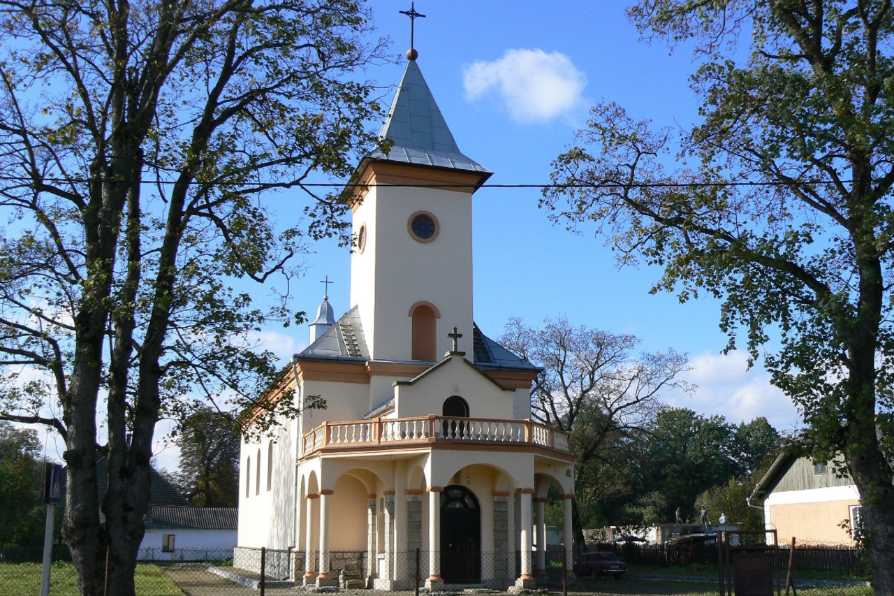 Успенский костел, Болехов
