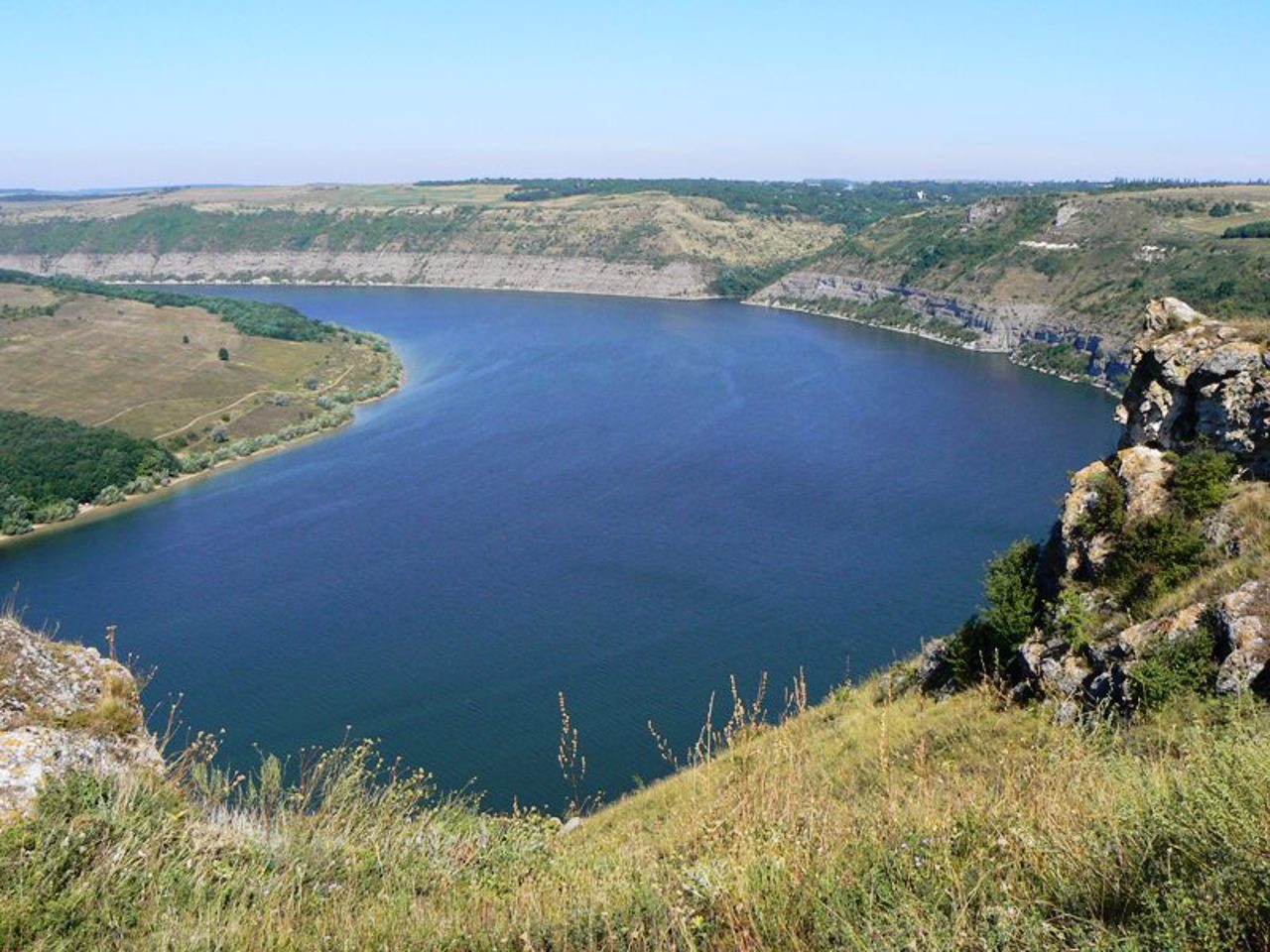 Субичский скальный монастырь, Субич