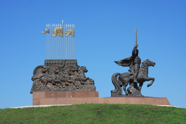 Пам'ятник князю Ігорю, Станиця Луганська