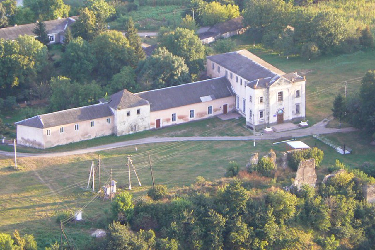 Панівецький замок, Панівці
