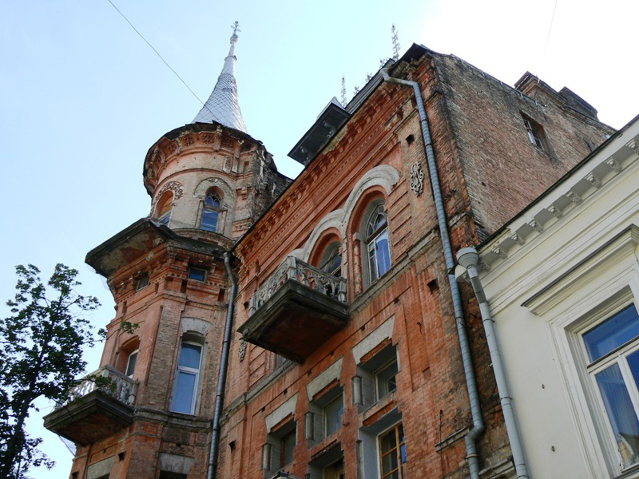 Дом Подгорского (Замок Барона), Киев