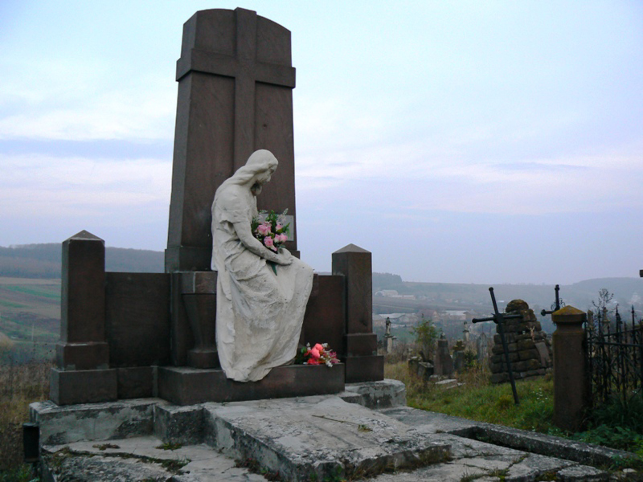 Костел Пресвятої Трійці, Микулинці