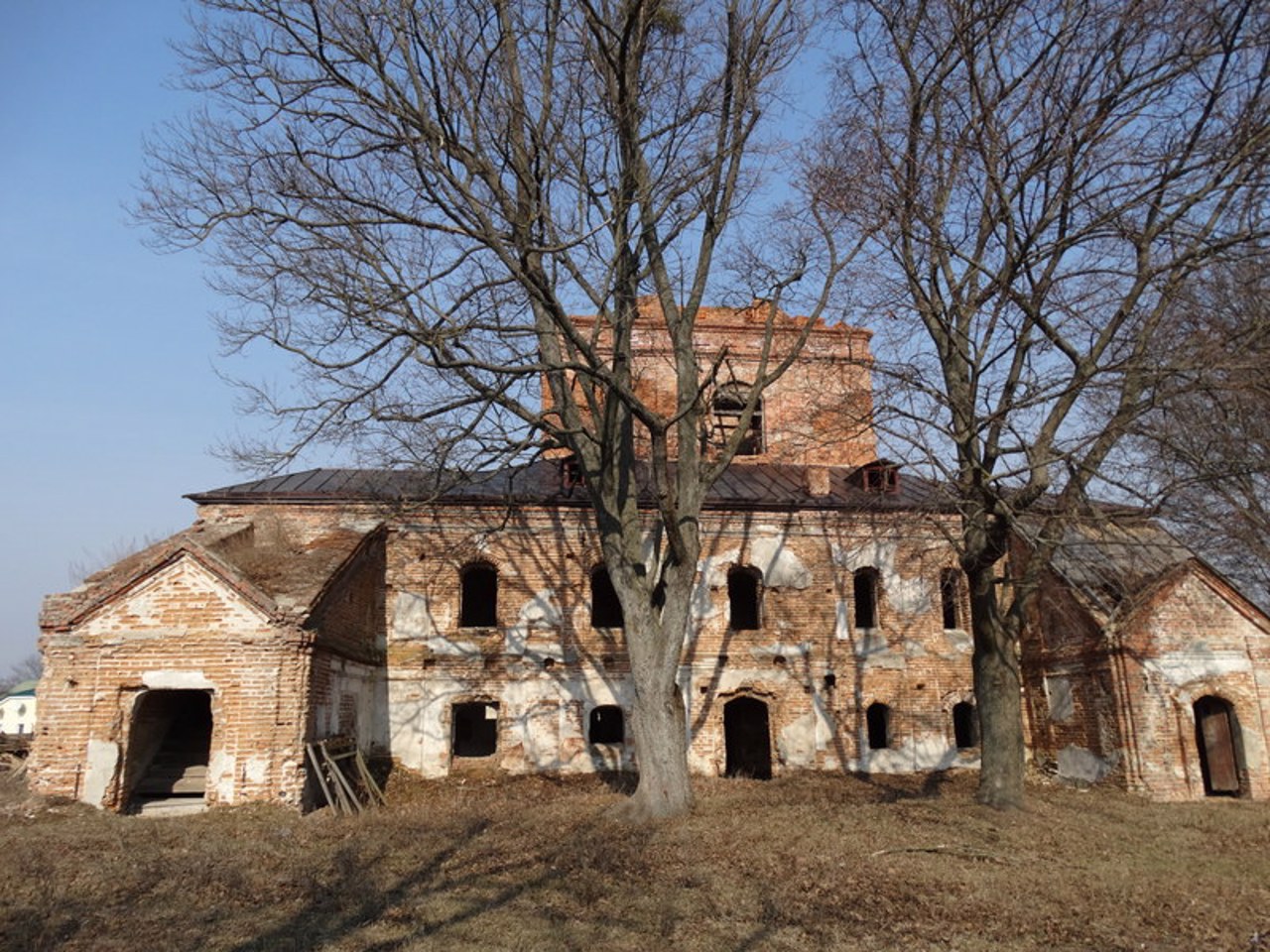 Іллінська церква-фортеця, Короп