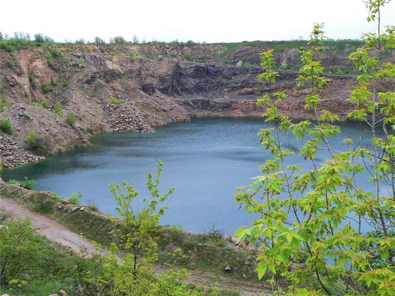 Радонове озеро, Мигія