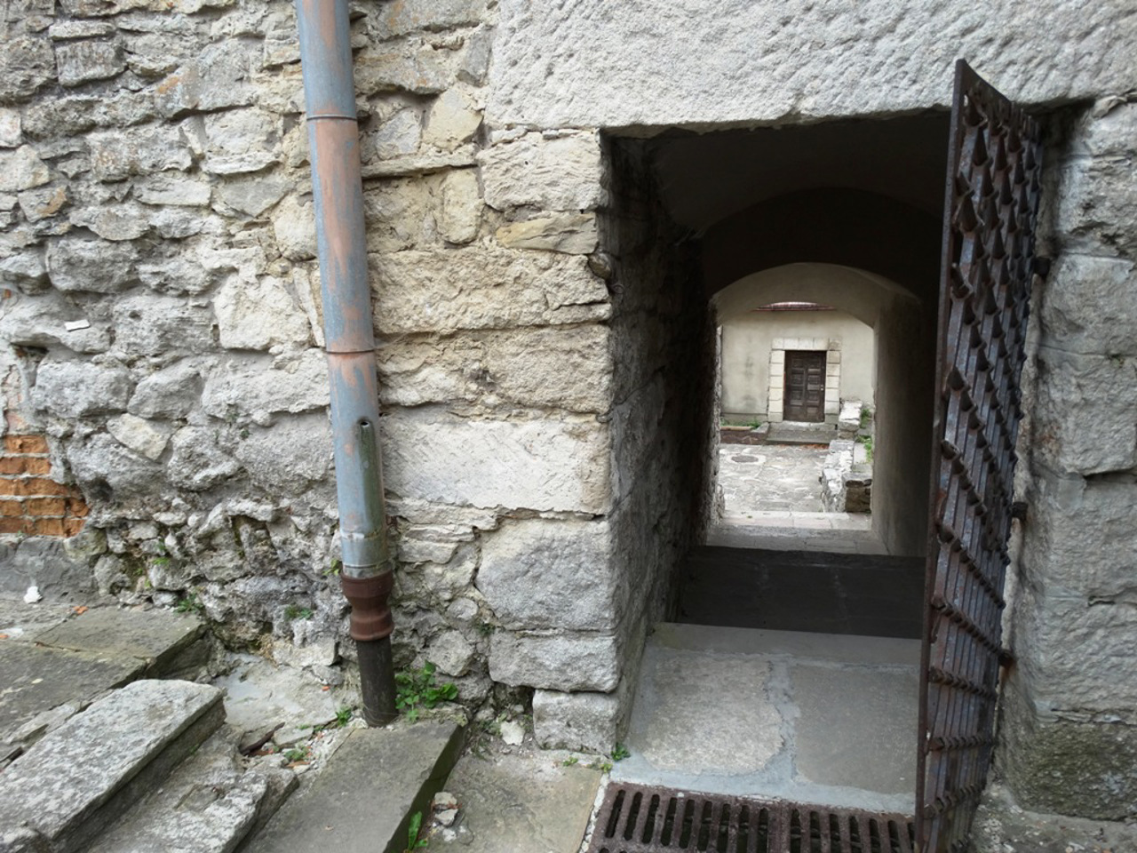 Свиржский замок, Свирж