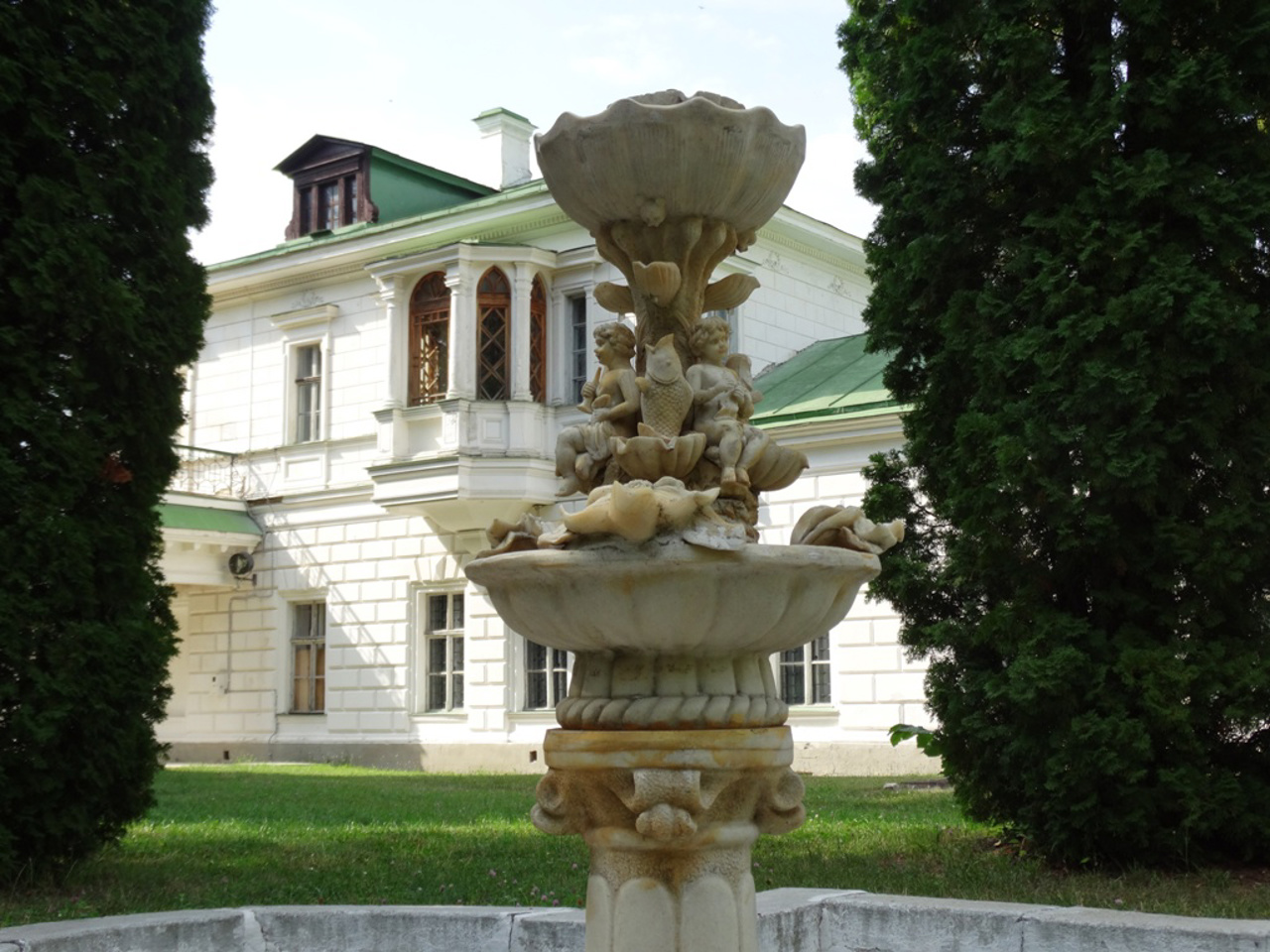 Заповідник Качанівка, Палац Тарновських