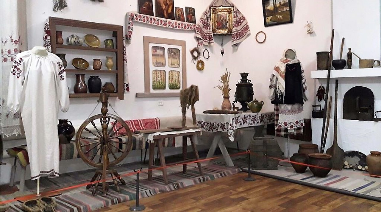 Краеведческий музей, Лозовая