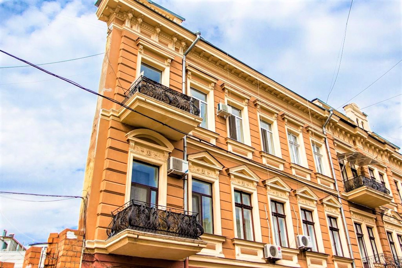 Будинок-стіна (Плоский), Одеса