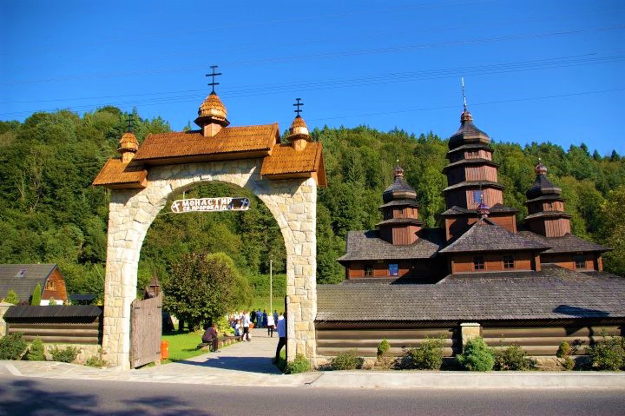 Holy Elijah Church, Yaremche