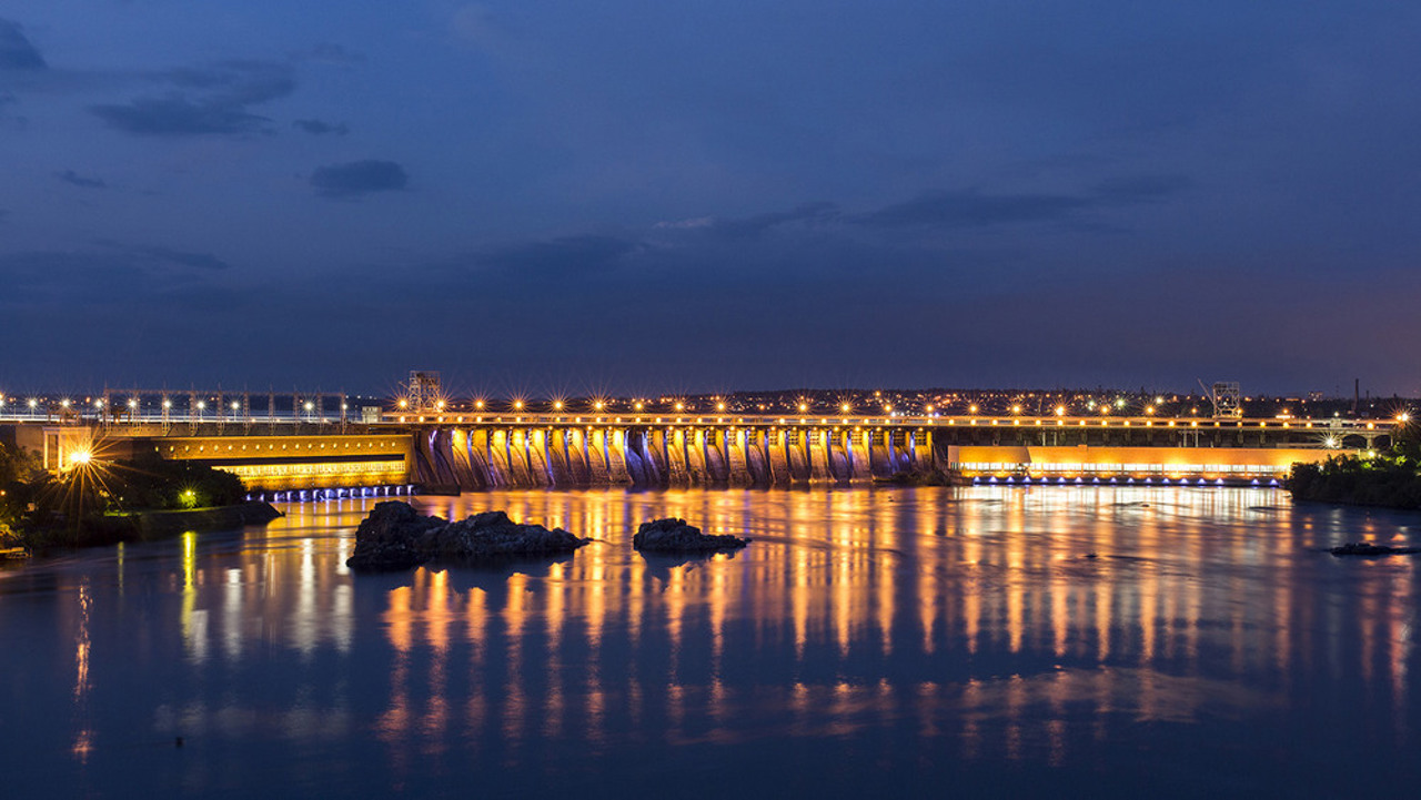 Дніпровська ГЕС (ДніпроГЕС), Запоріжжя