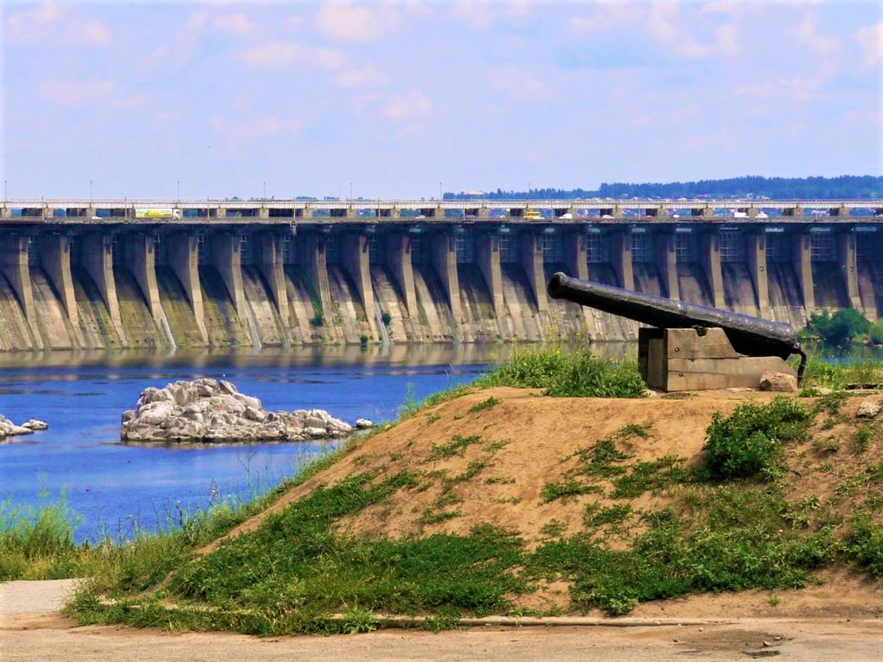 Дніпровська ГЕС (ДніпроГЕС), Запоріжжя