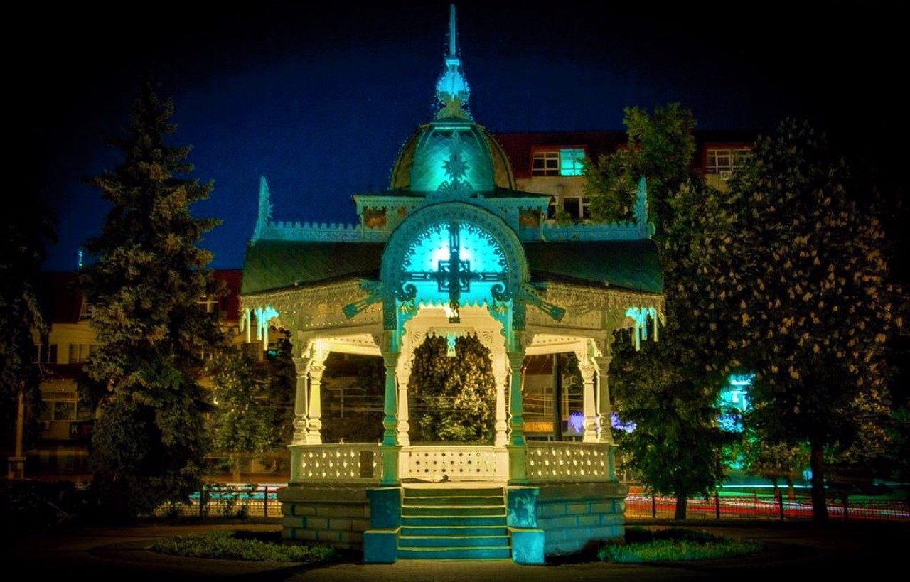 Sumy Gazebo