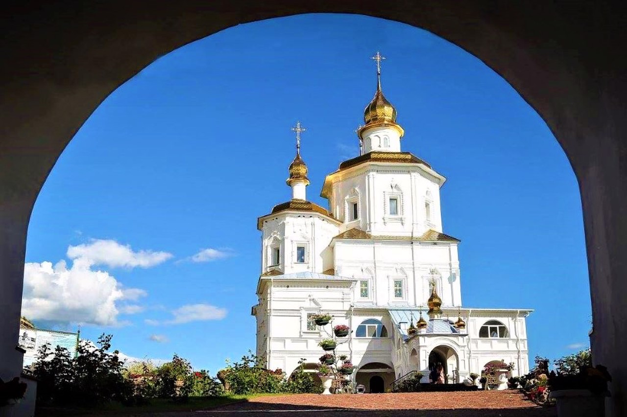 Молченський монастир-фортеця, Путивль