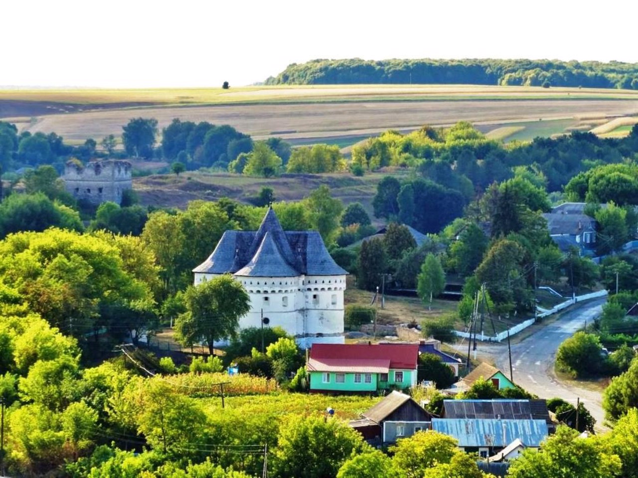 Intercession Church-Fortress, Sutkivtsi