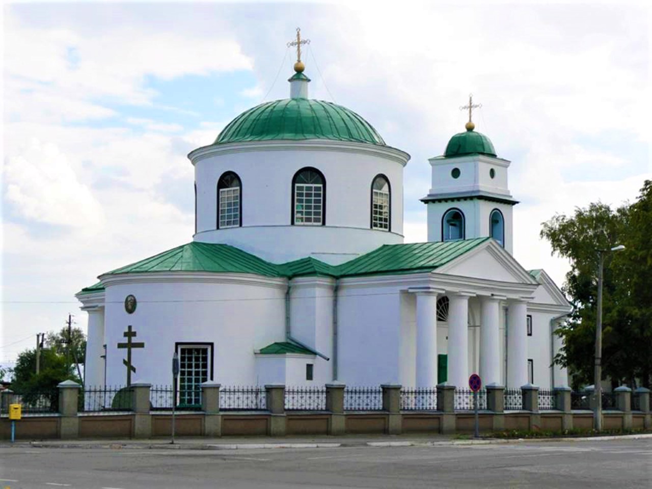 Свято-Троїцька церква, Котельва