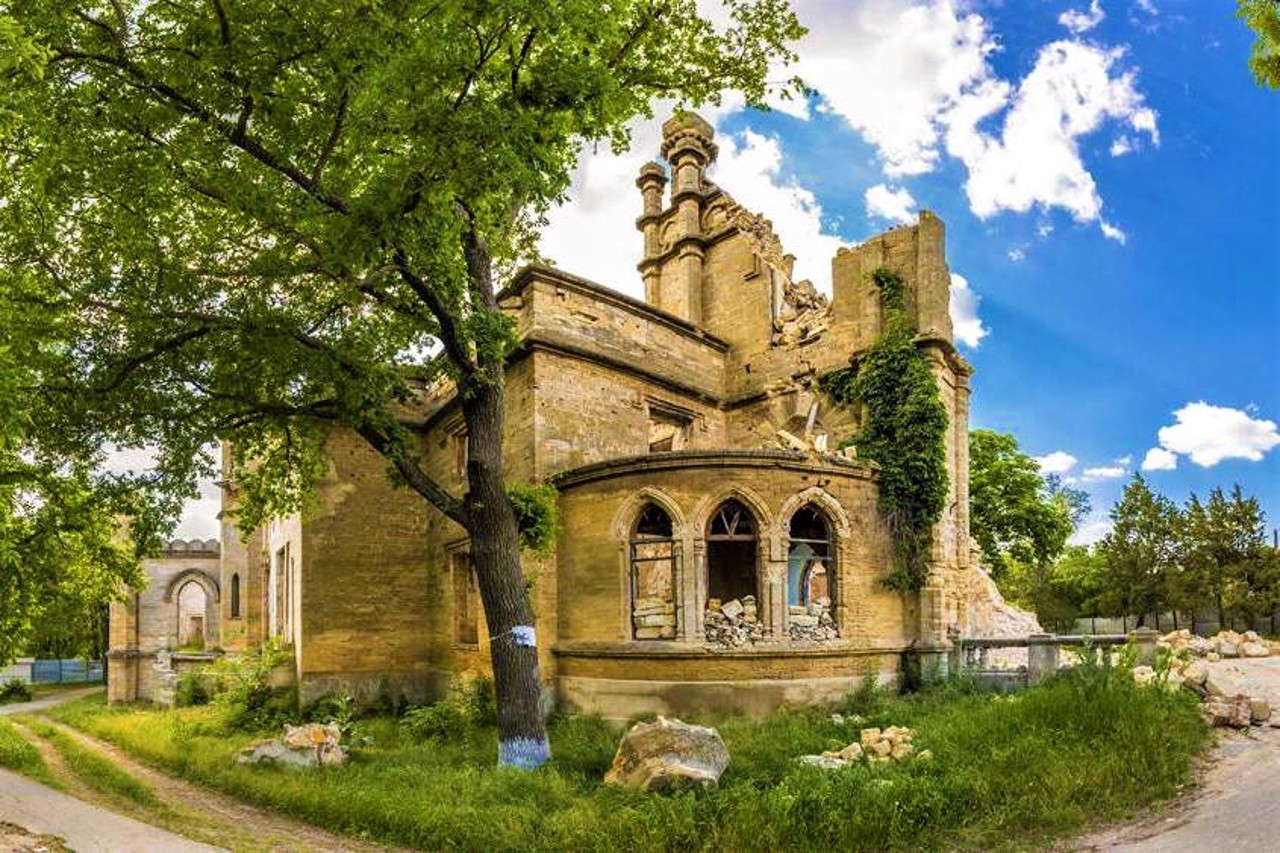 Палац-садиба Курісів, Покровське