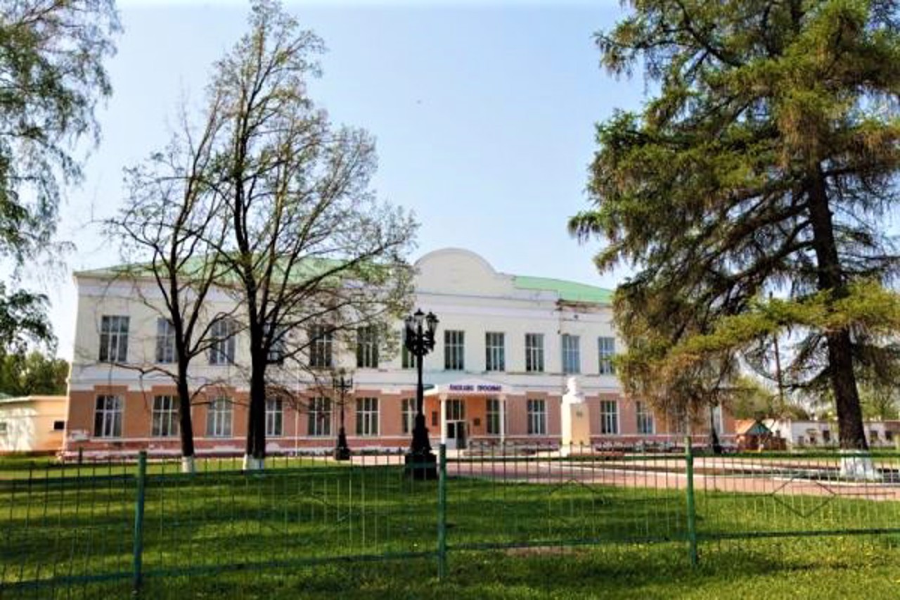 Чоловіча гімназія, Новгород-Сіверський