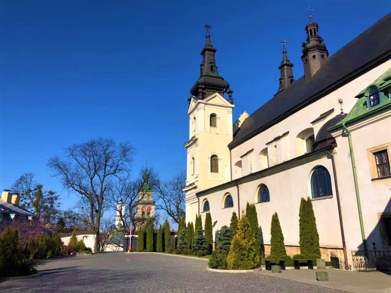 Церква Святого Михаїла (Костел кармелітів), Львів