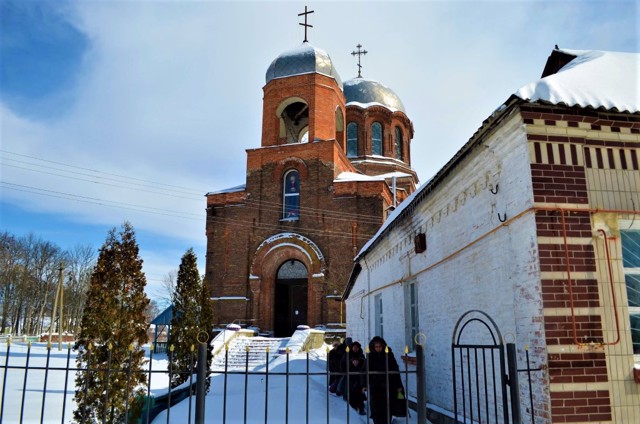 Церква Іоанна Богослова, Низи