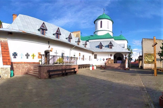 Преображенський монастир, Городок