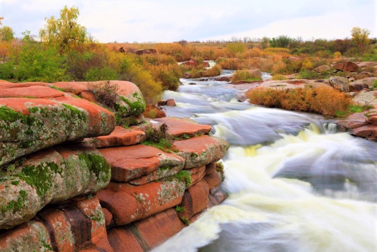 Sholokhovskyi (Tokivskyi) waterfall, Sholokhove