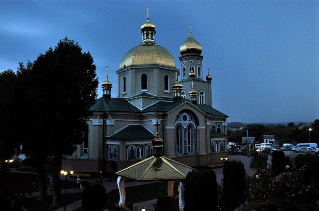 Церква Святої Покрови, Чортків