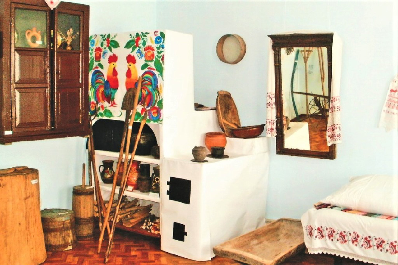 Local Lore Museum (Novo-Belhorod central), Pechenihy