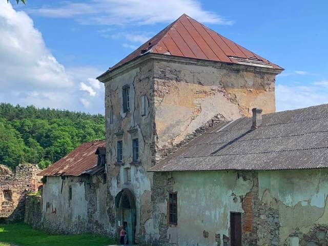 Замок Потоцьких, Золотий Потік