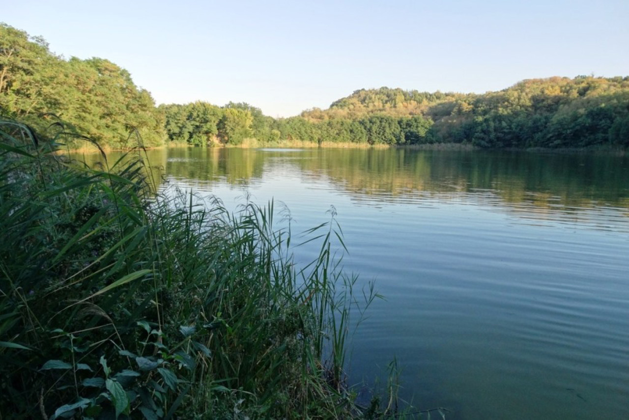 Buchak Lake