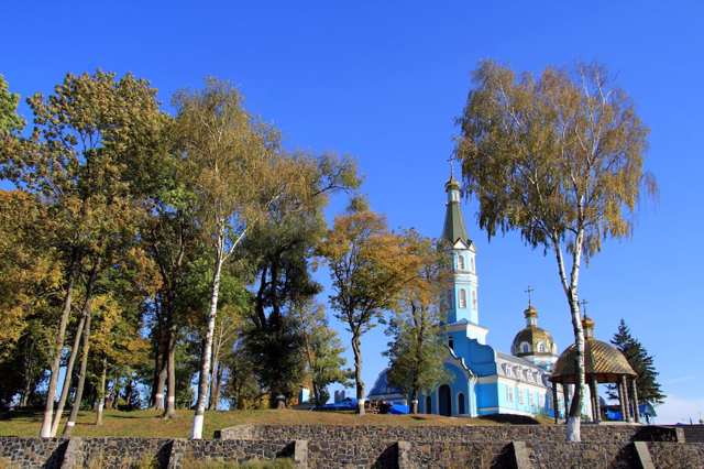 Городоцький Миколаївський монастир, Городок