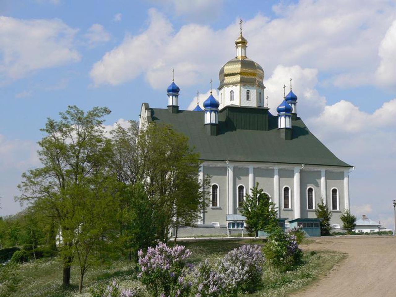 Іоанно-Богословський Хрещатицький монастир, Хрещатик