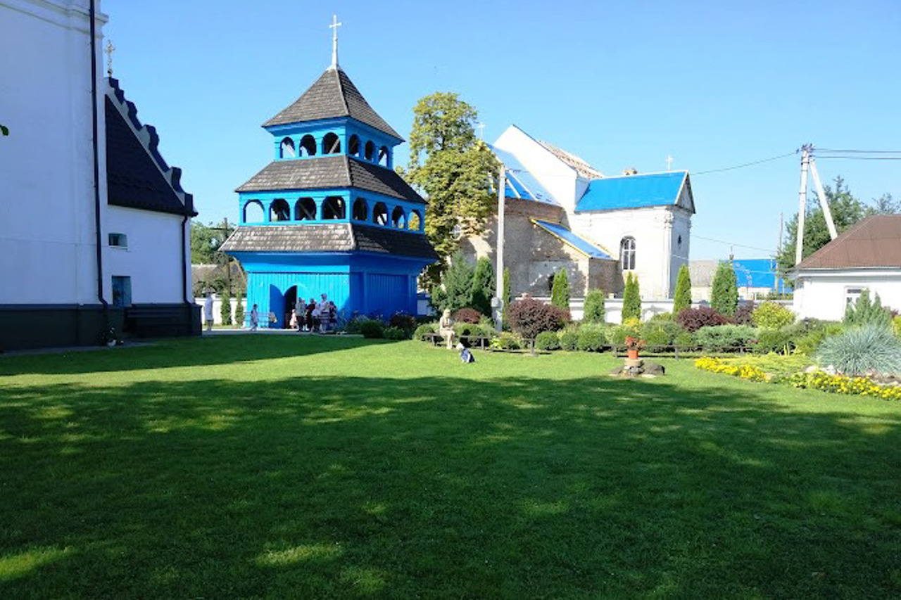 Saint Paraskeva Church, Lukiv