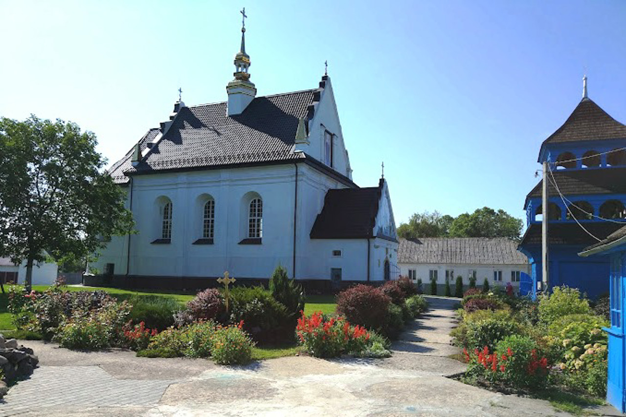 Saint Paraskeva Church, Lukiv