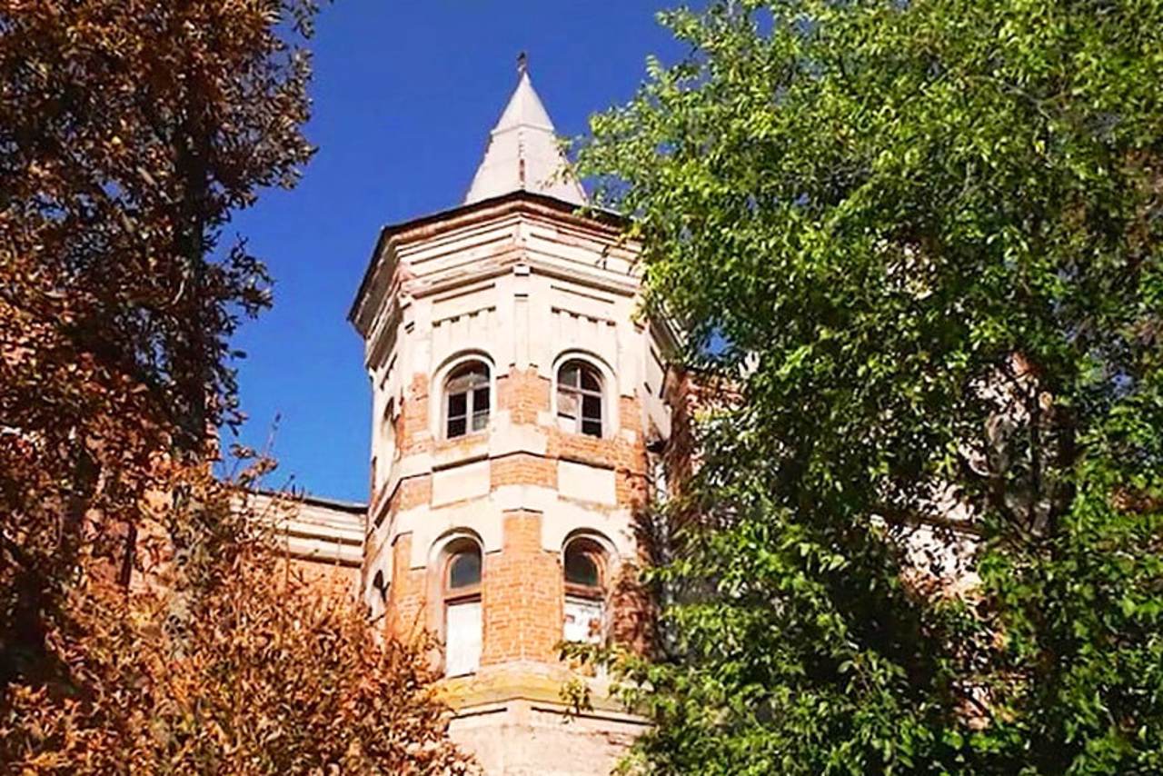 Будинок Шкуратова, Прилуки