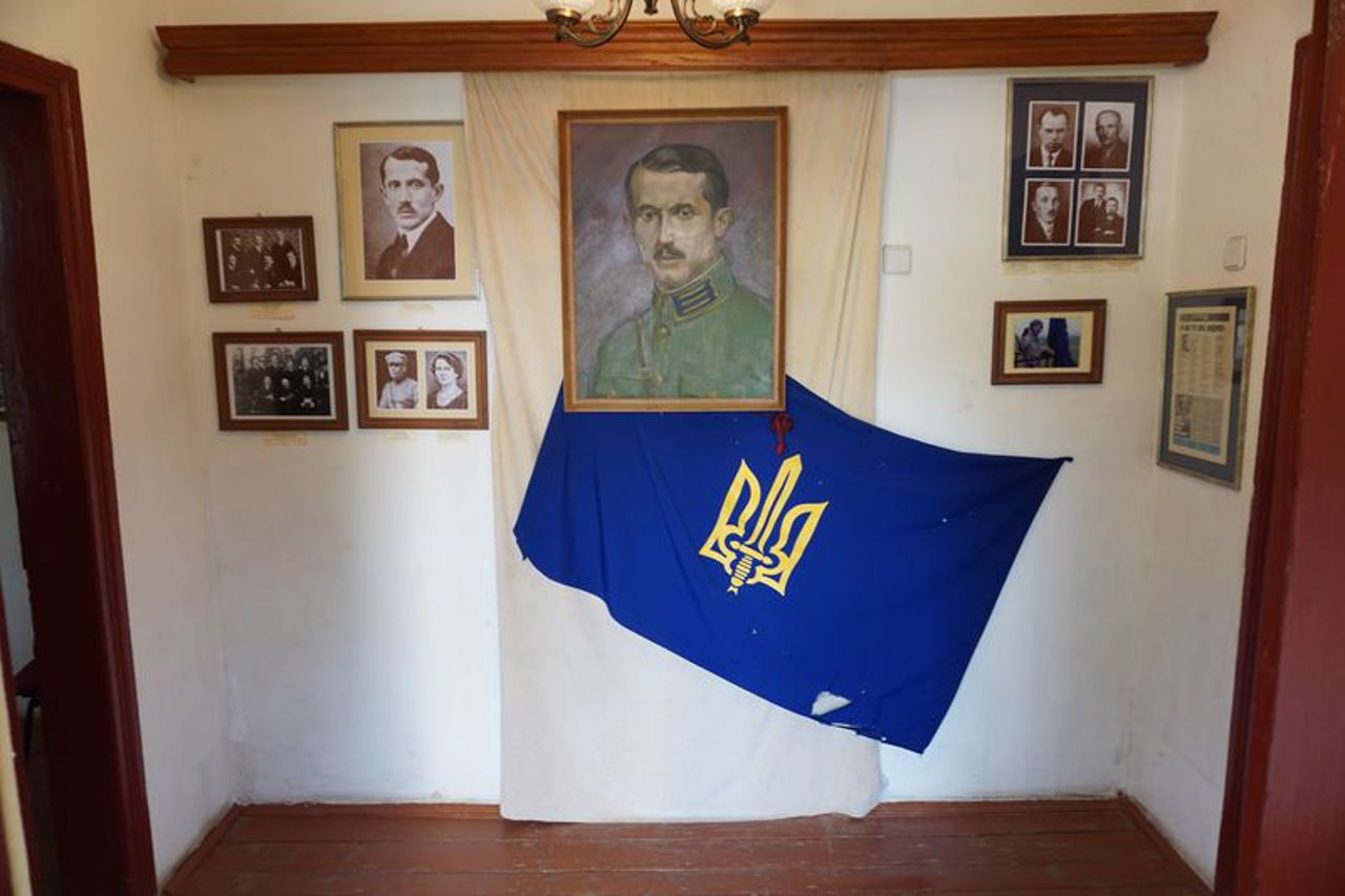 Музей Євгена Коновальця, Зашків