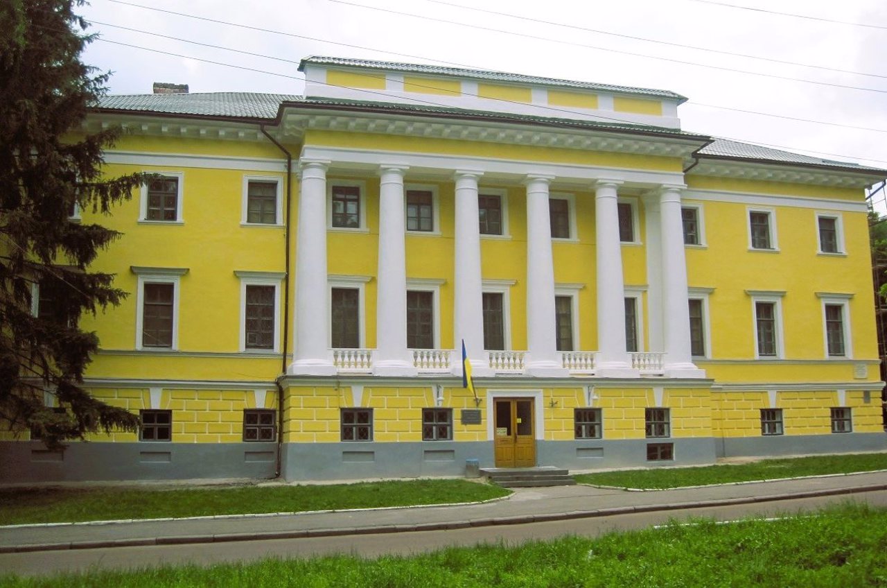Historical Museum Tarnovsky, Chernihiv