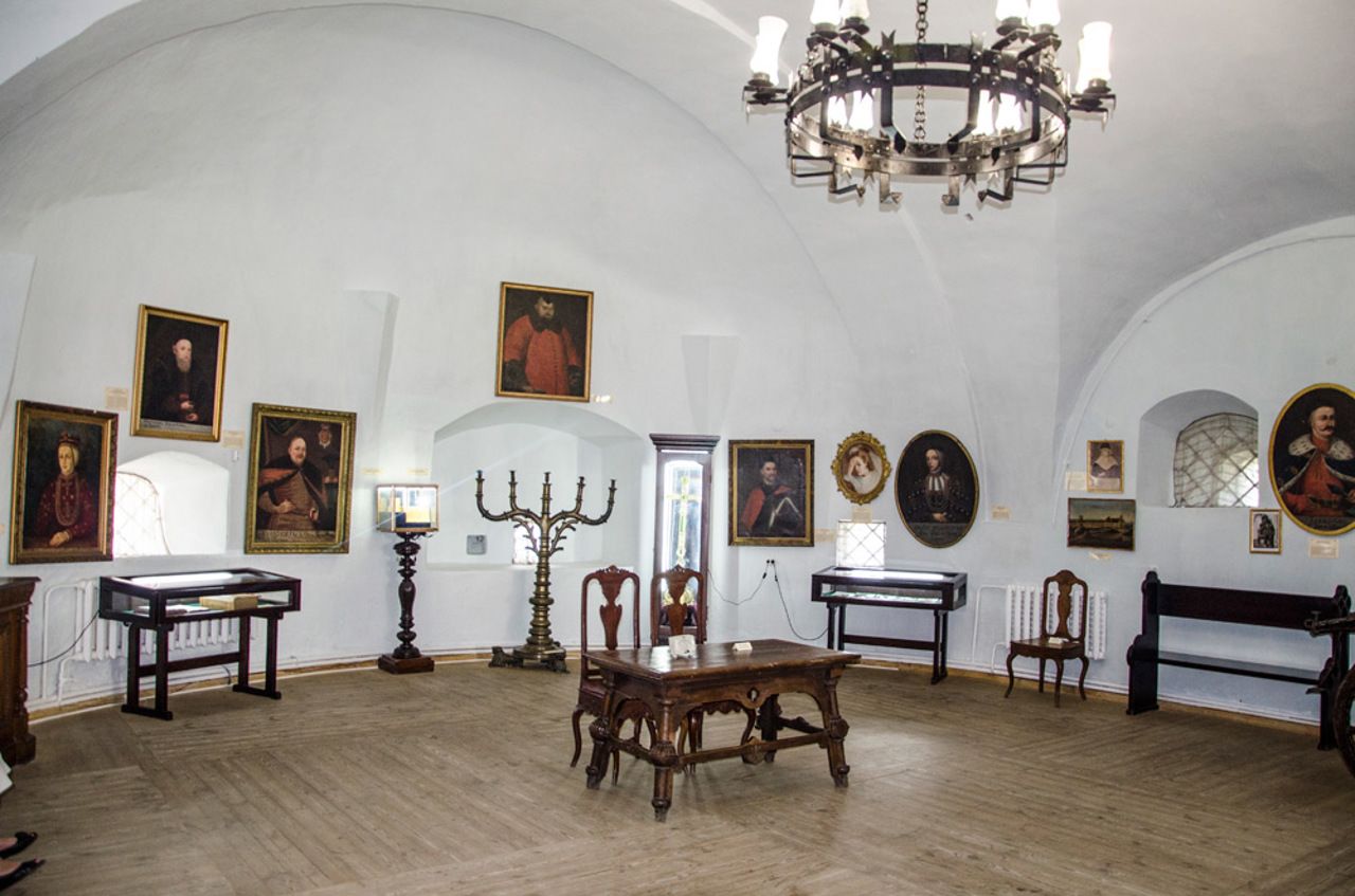 Острозький замок, Острог