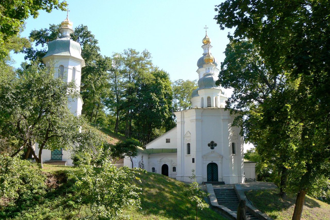 Троицко-Ильинский монастырь, Чернигов