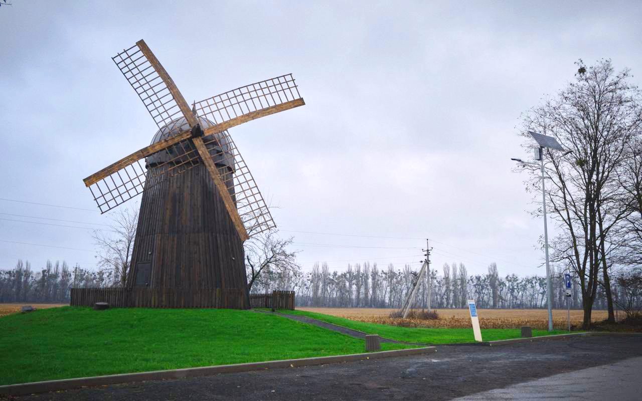На батьківщині Тараса Шевченка відреставрували Будищанський вітряк