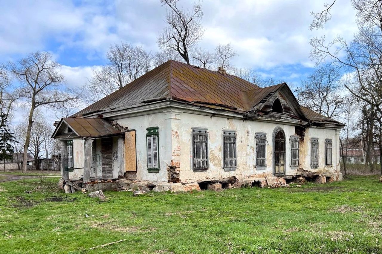 Триває реставрація садиби "Покорщина" в Козельці